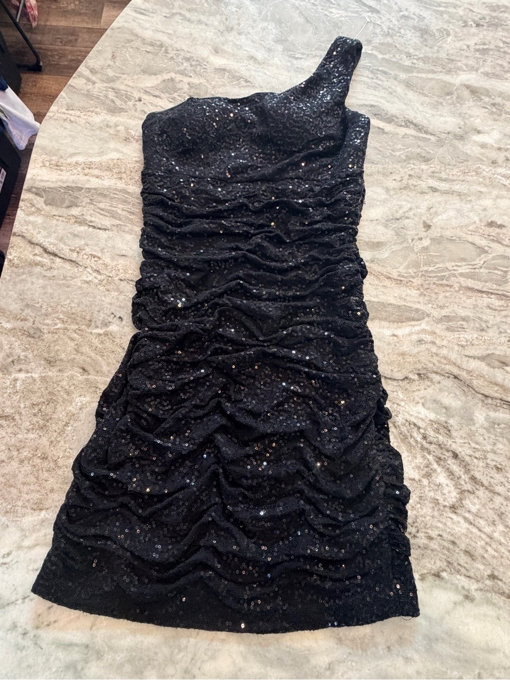 Aidan Mattox Size 2 Black Sequin One Shoulder Ruched Cocktail Dress